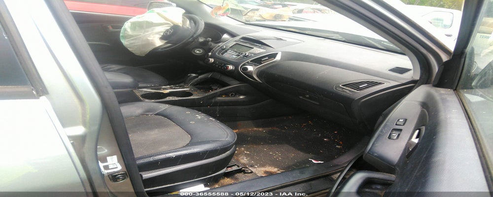 KM8JU3AC7BU201128 2011 HYUNDAI TUCSON photo no. 5
