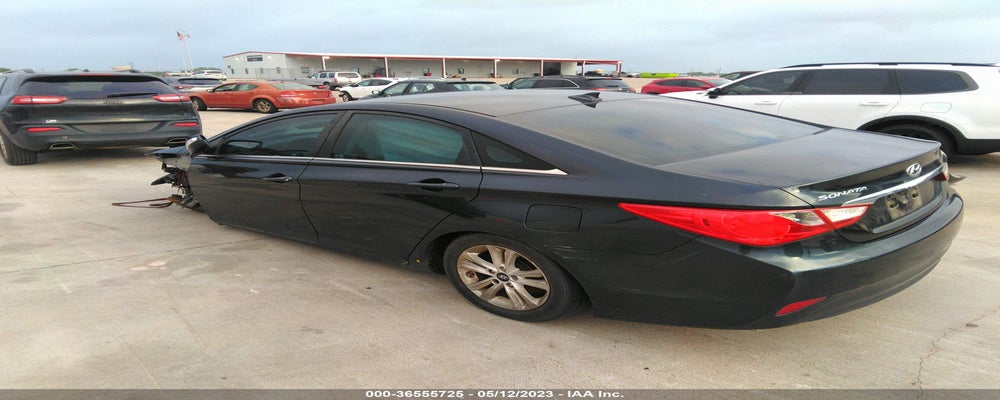 5NPEB4AC9EH931977 2014 HYUNDAI SONATA photo no. 3