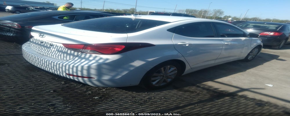 5NPDH4AE1EH519886 2014 HYUNDAI ELANTRA photo no. 4