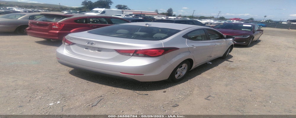 5NPDH4AE9FH647942 2015 HYUNDAI ELANTRA photo no. 4