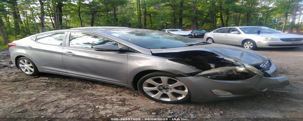 KMHDH4AE4DU563056 2013 HYUNDAI ELANTRA photo no. 14