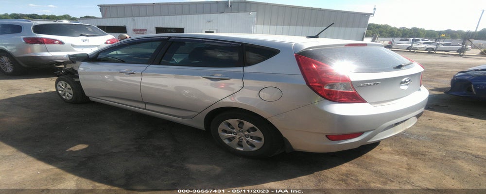 KMHCT5AE1FU212589 2015 HYUNDAI ACCENT photo no. 3