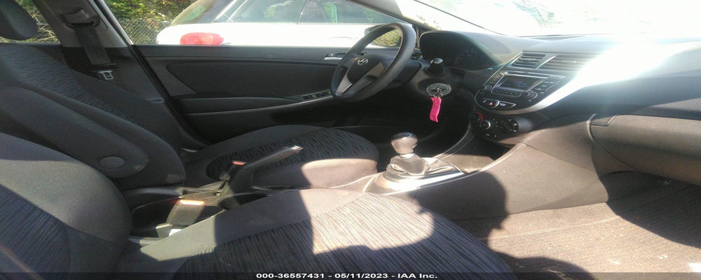 KMHCT5AE1FU212589 2015 HYUNDAI ACCENT photo no. 5