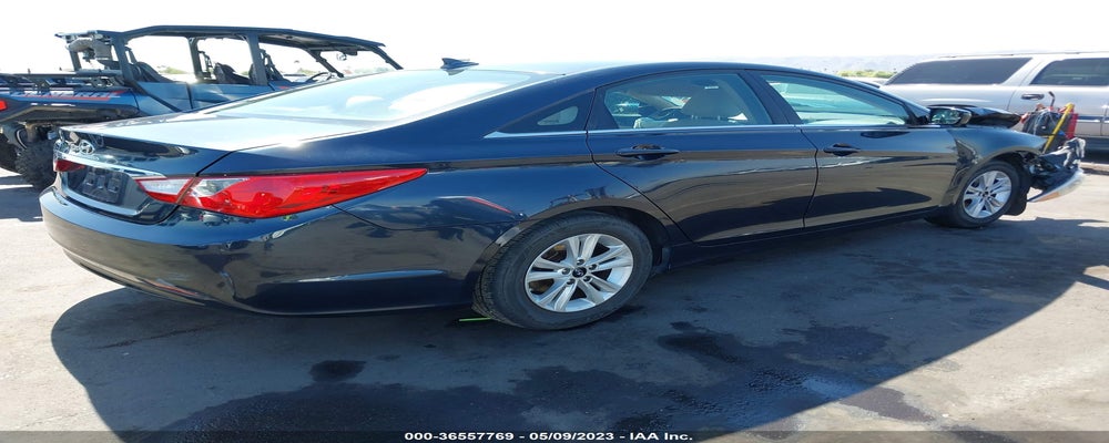 5NPEB4AC0CH402690 2012 HYUNDAI SONATA photo no. 4