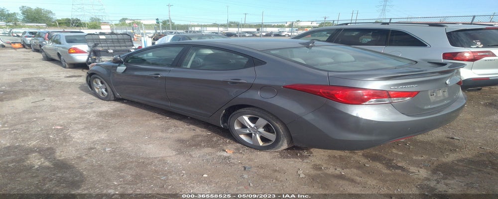 5NPDH4AE0DH372295 2013 HYUNDAI ELANTRA photo no. 3
