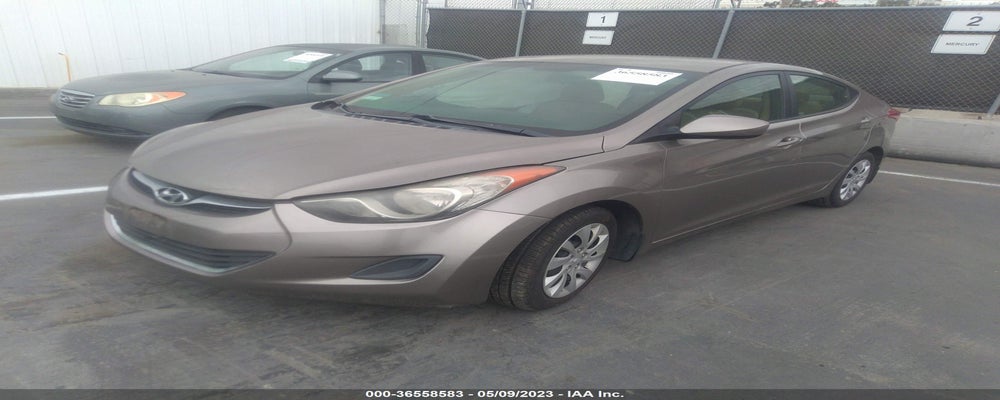 5NPDH4AE8DH193938 2013 HYUNDAI ELANTRA photo no. 2