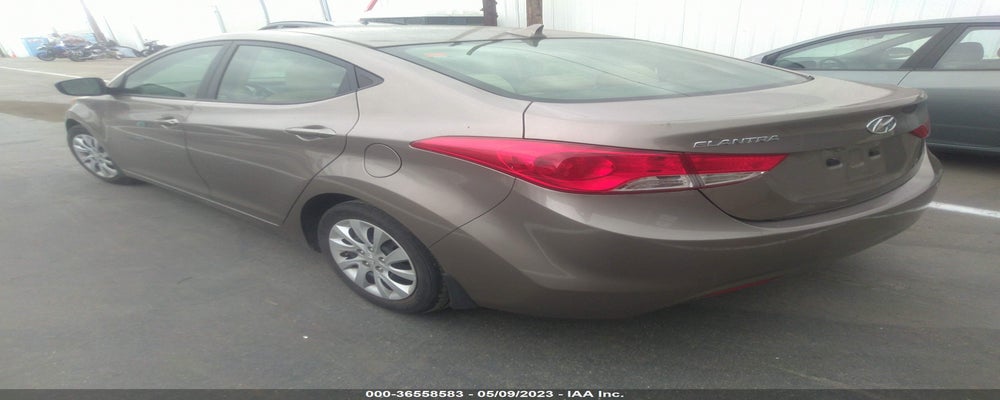5NPDH4AE8DH193938 2013 HYUNDAI ELANTRA photo no. 3