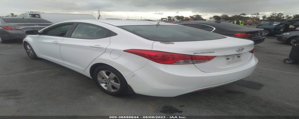 5NPDH4AE6DH409043 2013 HYUNDAI ELANTRA photo no. 3