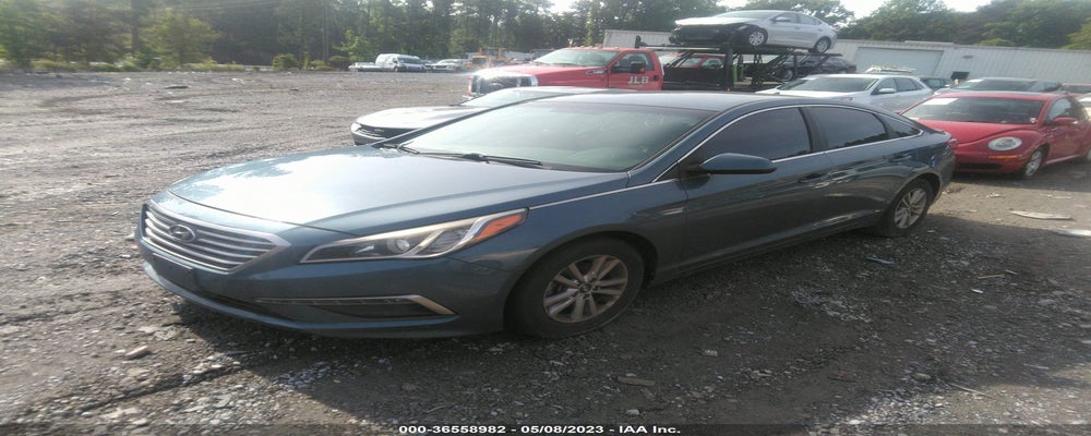 5NPE24AF8FH127598 2015 HYUNDAI SONATA photo no. 2