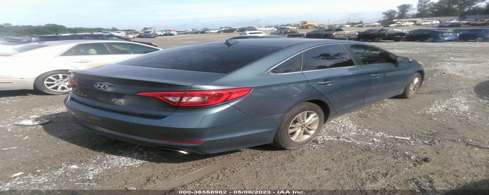 5NPE24AF8FH127598 2015 HYUNDAI SONATA photo no. 4