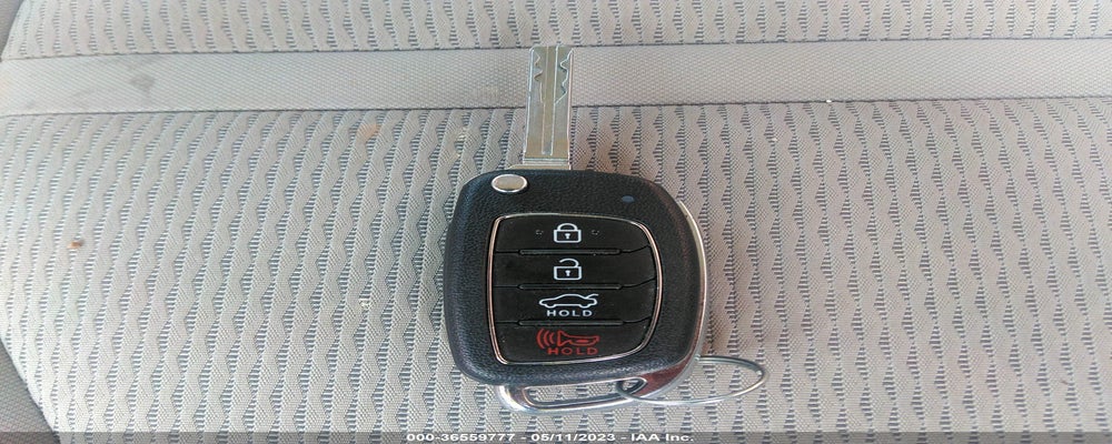 5NPE24AFXKH796059 2019 HYUNDAI SONATA photo no. 11
