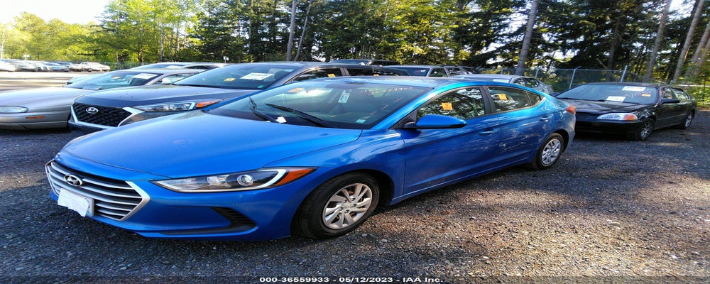 5NPD74LF4HH147912 2017 HYUNDAI ELANTRA photo no. 2