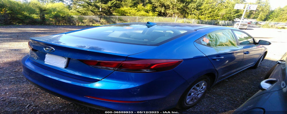 5NPD74LF4HH147912 2017 HYUNDAI ELANTRA photo no. 4