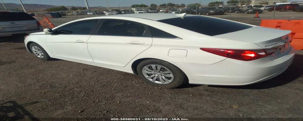 5NPEB4AC5BH201527 2011 HYUNDAI SONATA photo no. 3