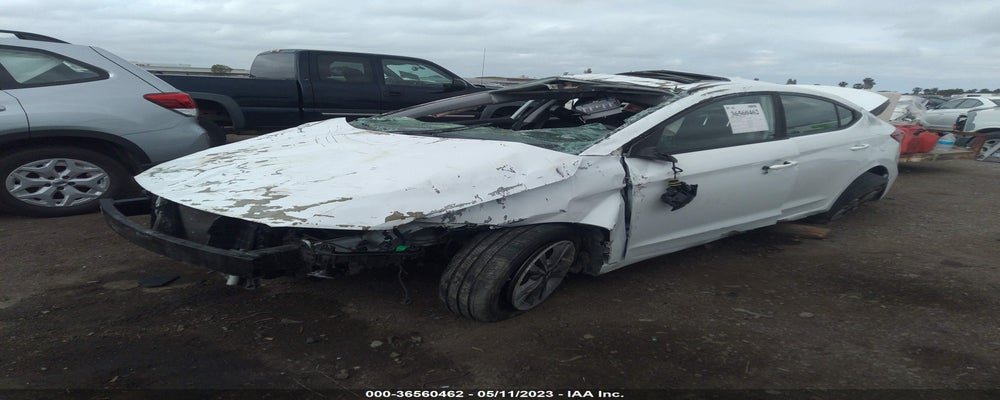 5NPD84LF9JH288106 2018 HYUNDAI ELANTRA photo no. 2