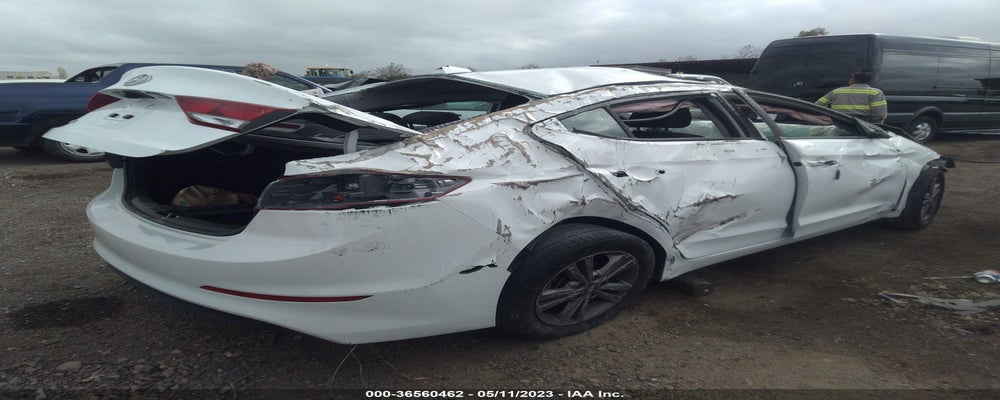 5NPD84LF9JH288106 2018 HYUNDAI ELANTRA photo no. 4