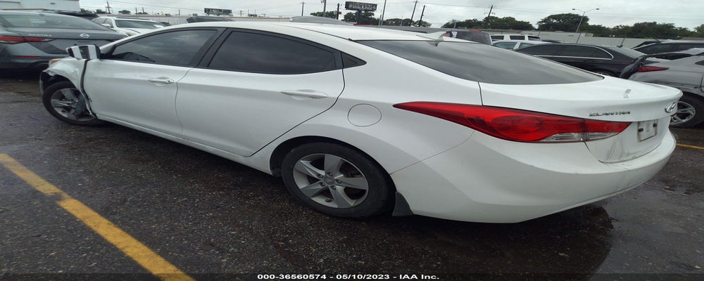 5NPDH4AE6DH287915 2013 HYUNDAI ELANTRA photo no. 3