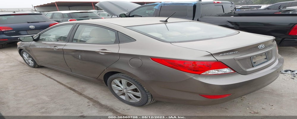 KMHCU4AEXEU623740 2014 HYUNDAI ACCENT photo no. 3