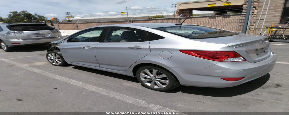 KMHCU4AEXEU597303 2014 HYUNDAI ACCENT photo no. 3