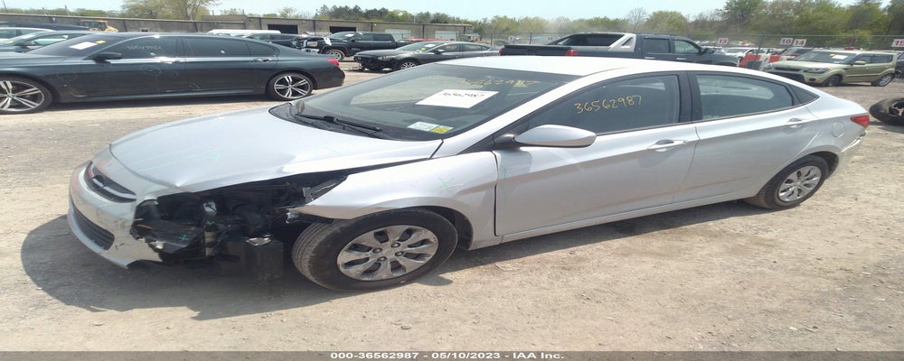 KMHCT4AE4FU838583 2015 HYUNDAI ACCENT photo no. 2