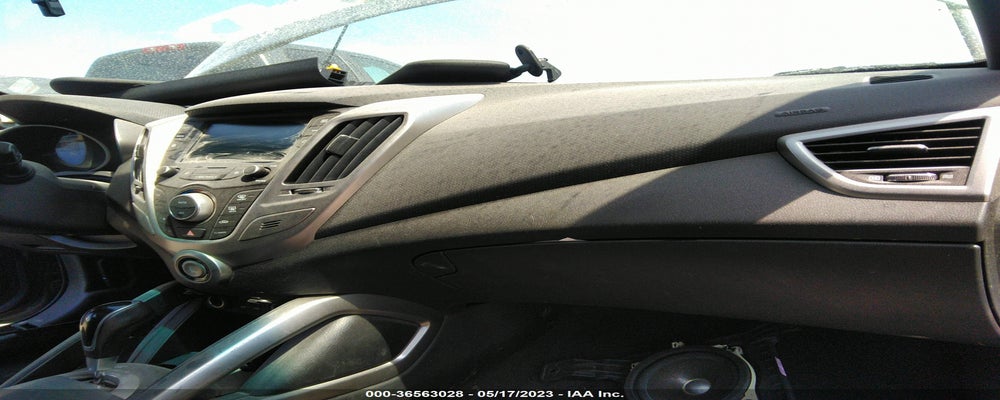 KMHTC6ADXHU320323 2017 HYUNDAI VELOSTER photo no. 5