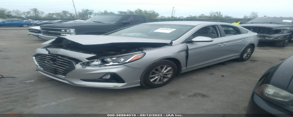 5NPE24AF1KH811905 2019 HYUNDAI SONATA photo no. 2