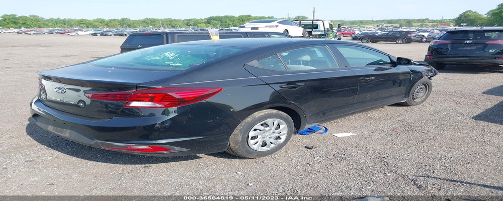 KMHD74LF0KU756147 2019 HYUNDAI ELANTRA photo no. 4