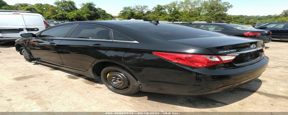 5NPEB4AC7BH306439 2011 HYUNDAI SONATA photo no. 3