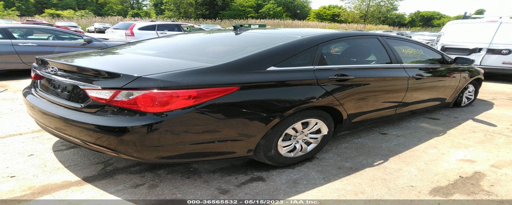 5NPEB4AC7BH306439 2011 HYUNDAI SONATA photo no. 4