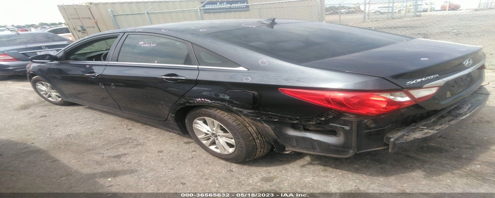 5NPEB4AC8BH183976 2011 HYUNDAI SONATA photo no. 3