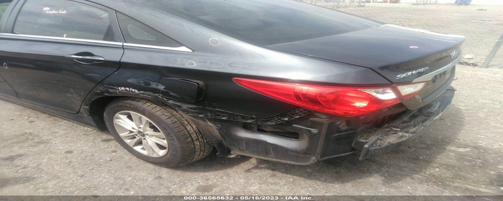 5NPEB4AC8BH183976 2011 HYUNDAI SONATA photo no. 6