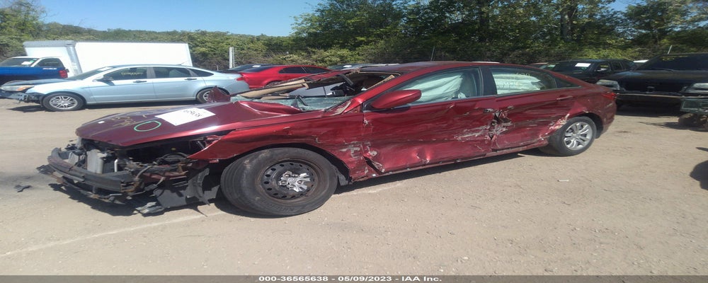 5NPEB4AC3CH357924 2012 HYUNDAI SONATA photo no. 2