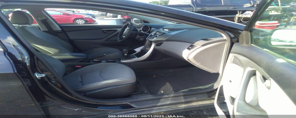 5NPDH4AE3DH381993 2013 HYUNDAI ELANTRA photo no. 5