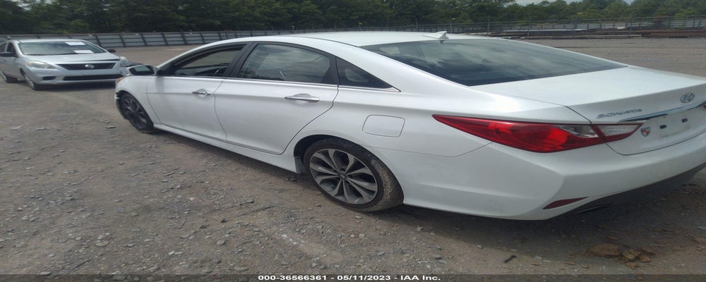 5NPEC4AB1EH843896 2014 HYUNDAI SONATA photo no. 3