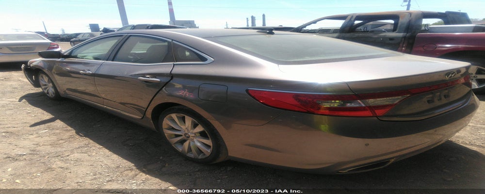 KMHFH4JG0DA267477 2013 HYUNDAI AZERA photo no. 3