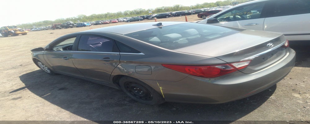 5NPEB4AC1BH093830 2011 HYUNDAI SONATA photo no. 3