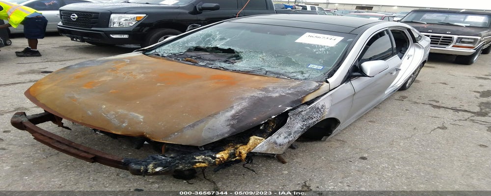 5NPE34AF9FH012568 2015 HYUNDAI SONATA photo no. 2