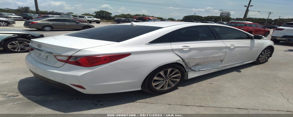 5NPEB4ACXEH875192 2014 HYUNDAI SONATA photo no. 4