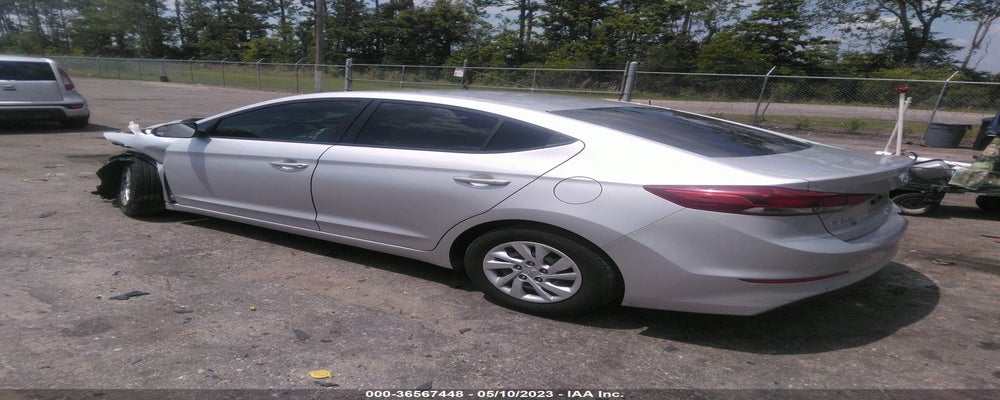 5NPD74LF7JH276118 2018 HYUNDAI ELANTRA photo no. 3