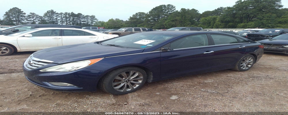 5NPEC4AC4BH305133 2011 HYUNDAI SONATA photo no. 2