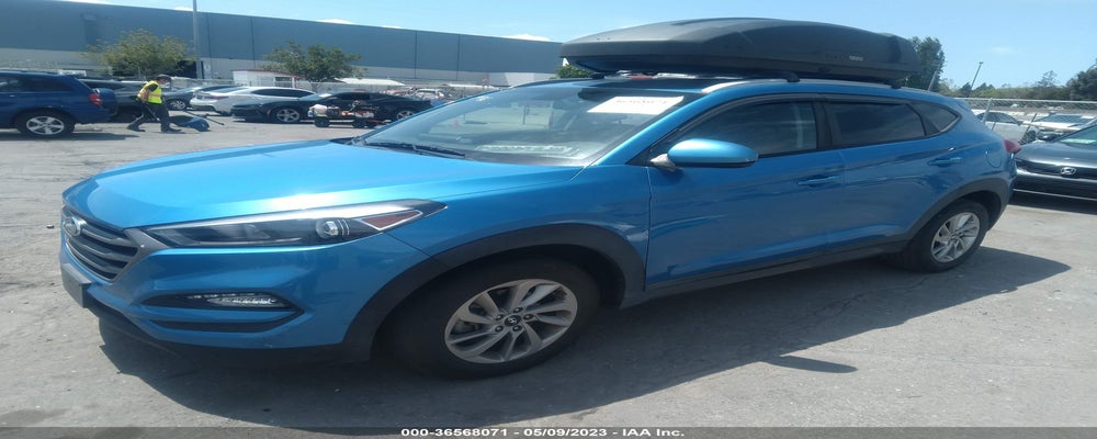 KM8J33A49GU238104 2016 HYUNDAI TUCSON photo no. 2
