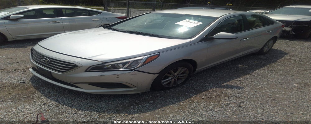 5NPE24AF4HH493240 2017 HYUNDAI SONATA photo no. 2