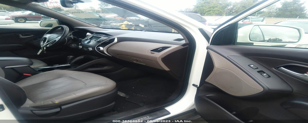 KM8JU3AC0BU222550 2011 HYUNDAI TUCSON photo no. 5