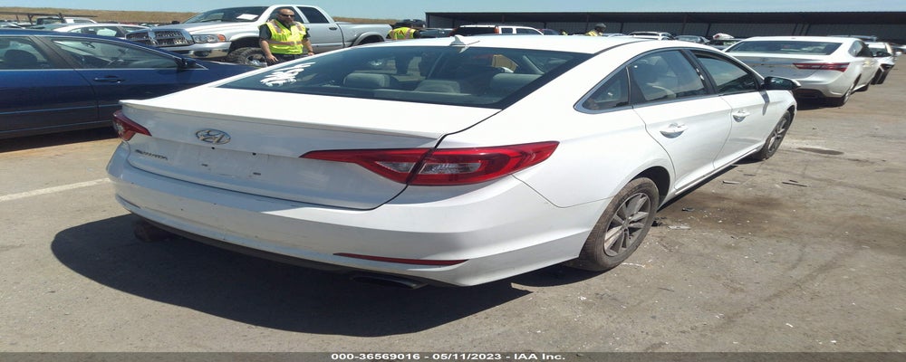 5NPE24AF5FH039849 2015 HYUNDAI SONATA photo no. 4