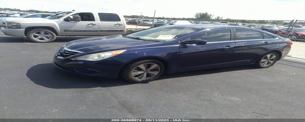 5NPEB4AC6BH293893 2011 HYUNDAI SONATA photo no. 2