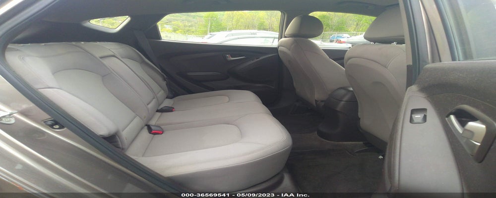 KM8JT3AB2BU201273 2011 HYUNDAI TUCSON photo no. 8