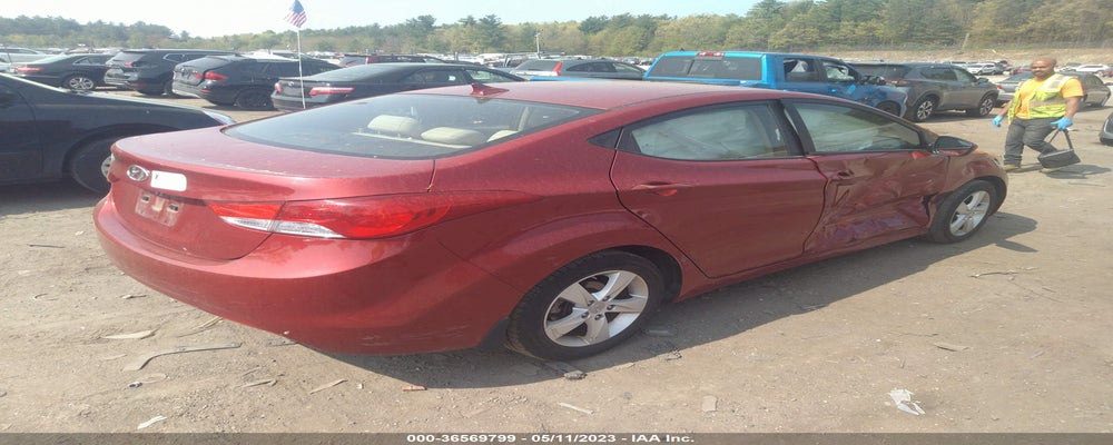 KMHDH4AE5DU494717 2013 HYUNDAI ELANTRA photo no. 4