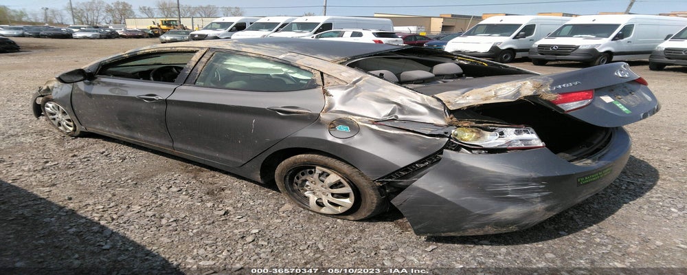 5NPDH4AE9DH183886 2013 HYUNDAI ELANTRA photo no. 3