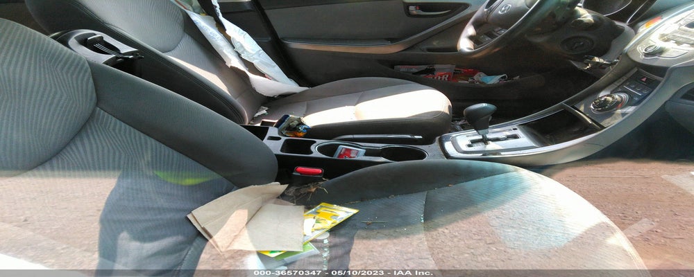 5NPDH4AE9DH183886 2013 HYUNDAI ELANTRA photo no. 5