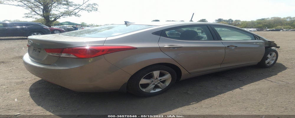5NPDH4AE9DH395526 2013 HYUNDAI ELANTRA photo no. 4